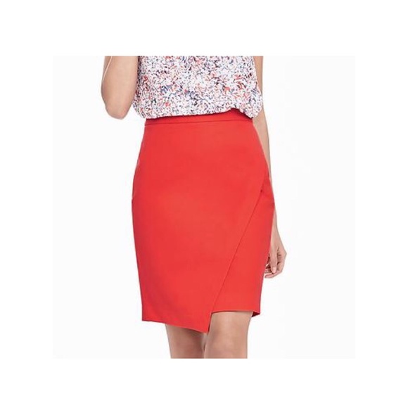 Banana Republic Dresses & Skirts - Banana Republic • “Sloan” Skirt